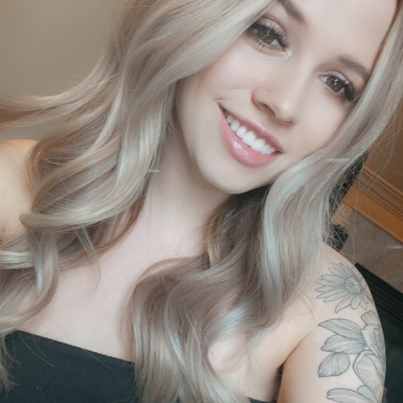 Meet your Posher, Posh - Picture 1 of 2